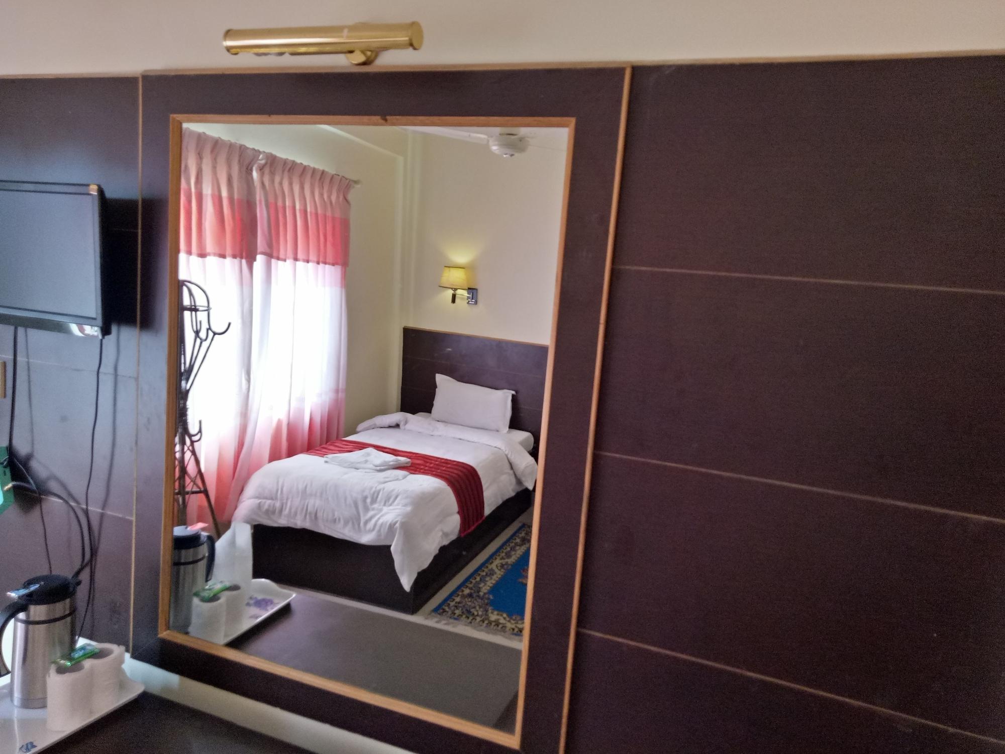 Hotel Fewa Holiday Inn Pókhara Exteriér fotografie